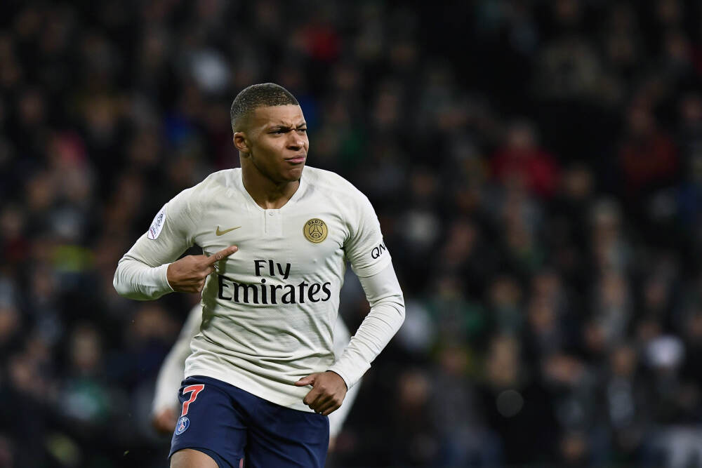   小米元老减持计划引热议, 长期持股承诺现隐忧, 背后另有筹谋?